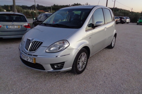 Lancia Musa 1.3 M-JET F. EXTRAS