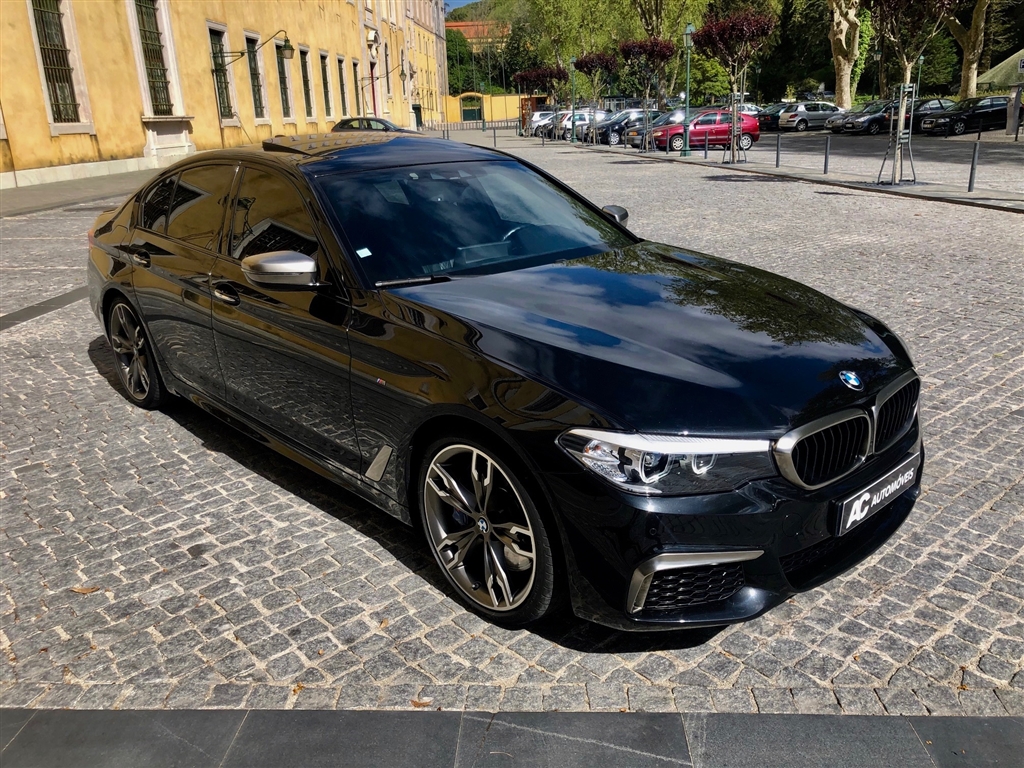  BMW Série 5 M550 XDrive Full Extras