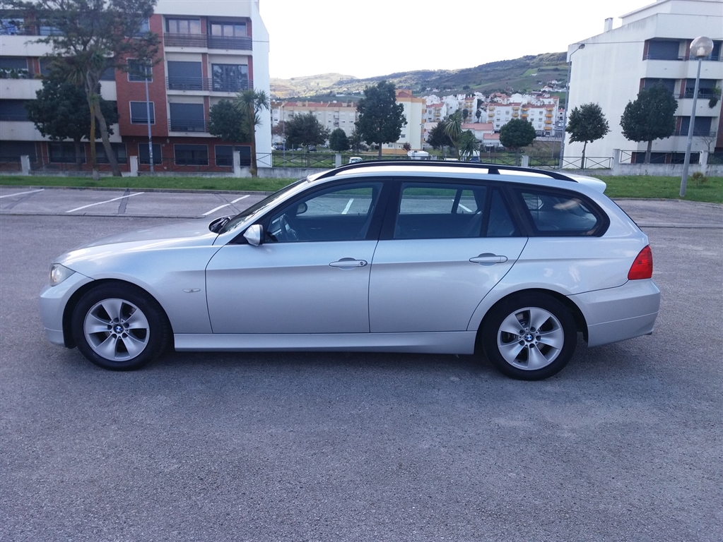  BMW Série  d Touring Exclusive (163cv) (5p)