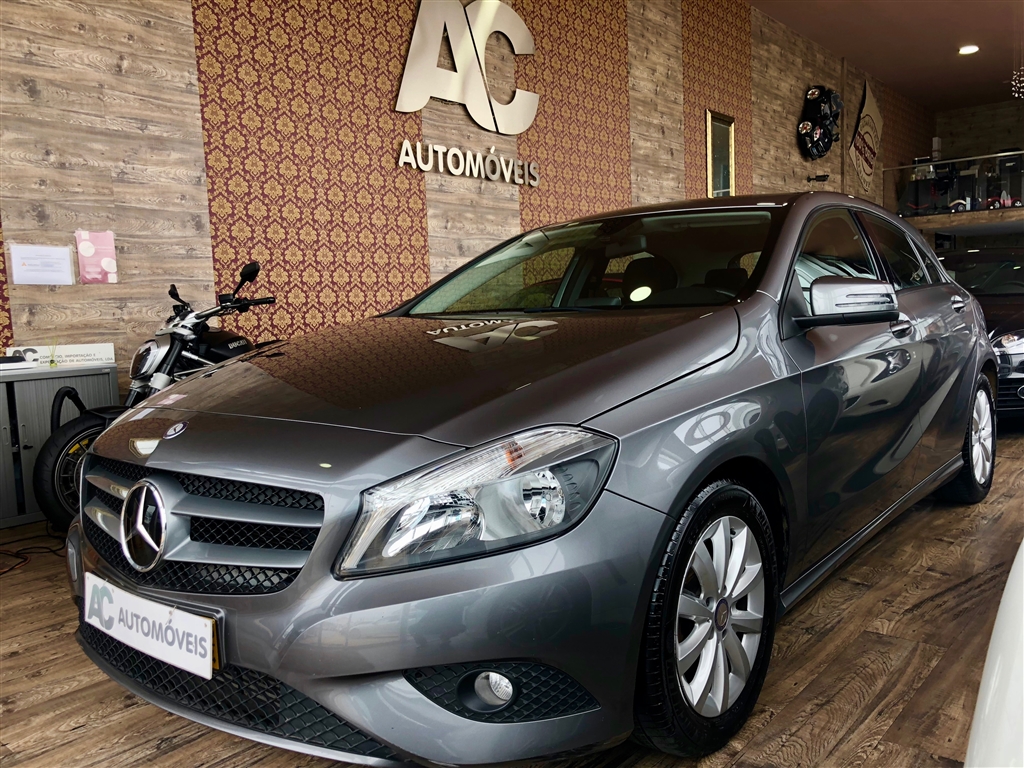  Mercedes-Benz Classe A 180 d (109cv) (5p)