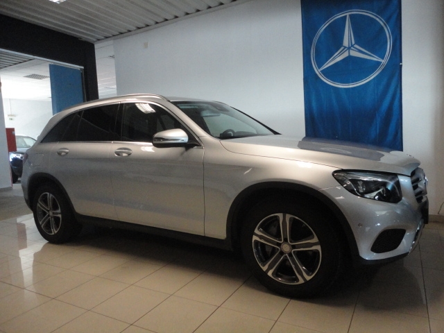  Mercedes-Benz Classe GLC 220d 4-Matic Launch Edition