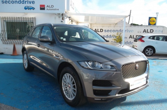 Jaguar F-Pace 2.0D PURE