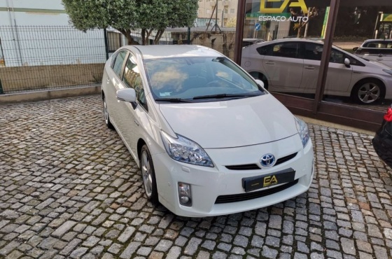 Toyota Prius 1.8 Hybrid 100 CV