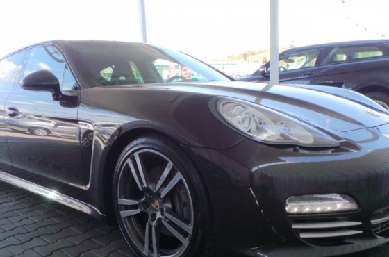 Porsche Panamera PLATINIUM EDITION