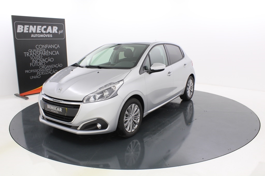  Peugeot 208 Style 1.2 PureTech 82cv Cam. Traseira /