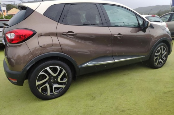 Renault Captur 1.5 DCI camera traseira