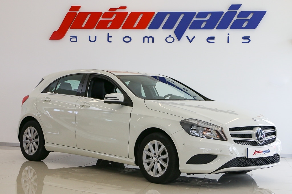  Mercedes-Benz Classe A A 160d Style ( Kms)