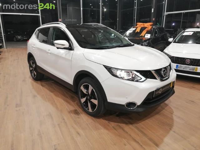 Nissan Qashqai 1.5 dCI N-Connecta 360º c/GPS+Teto Panor.