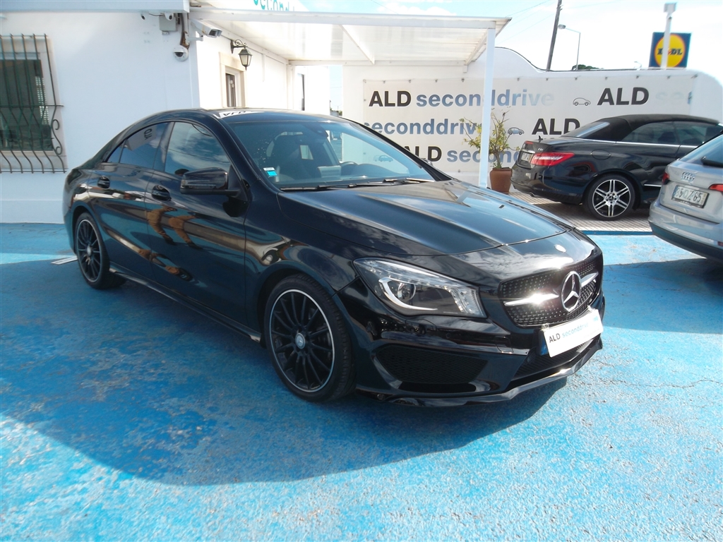  Mercedes-Benz Classe CLA 180 D NIGHT EDITION