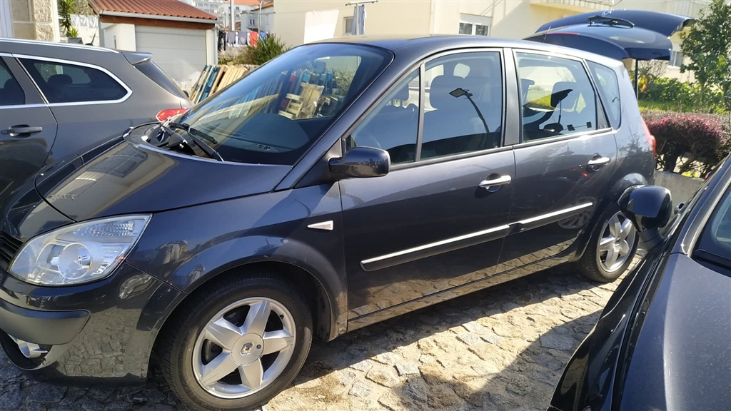  Renault Scénic 1.5 DCI (86cv) (5p)