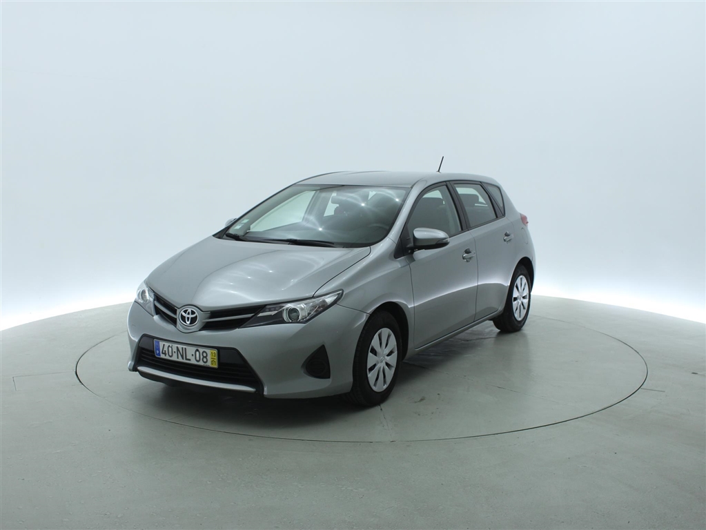  Toyota Auris 1.4 D-4D EXCLUSIVE (5P)