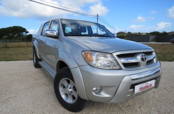 Toyota Hilux Tracker 2.5 D-4D 4WD