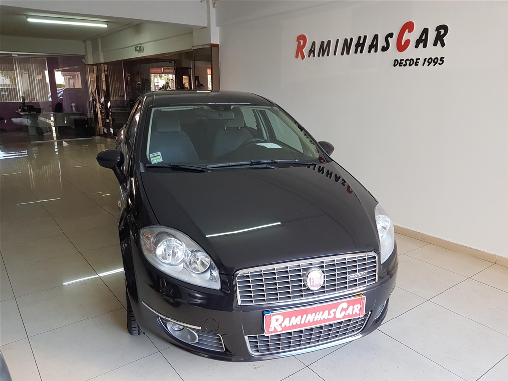  Fiat Linea 1.3 M-Jet Emotion (90cv) (4p)