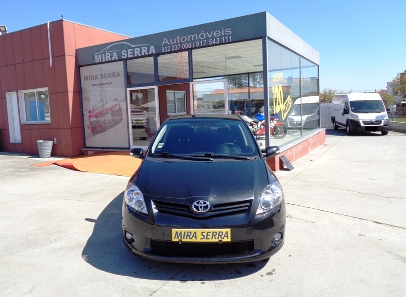  Toyota Auris 1.4 D-4D Exclusive (90cv) (5p)