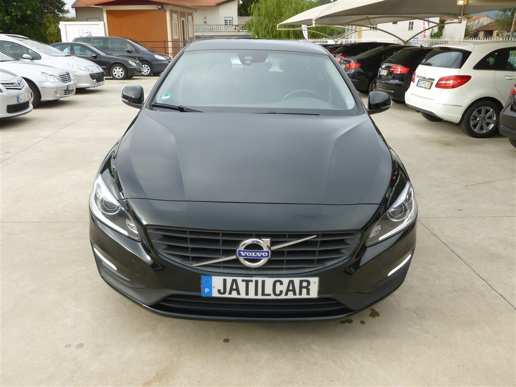  Volvo V Dcv 5p)