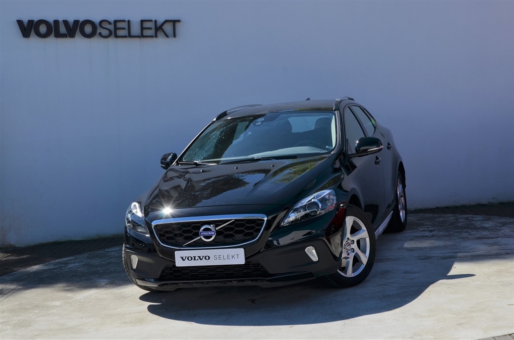  Volvo V40 Cross Country D2 Momentum Geartronic