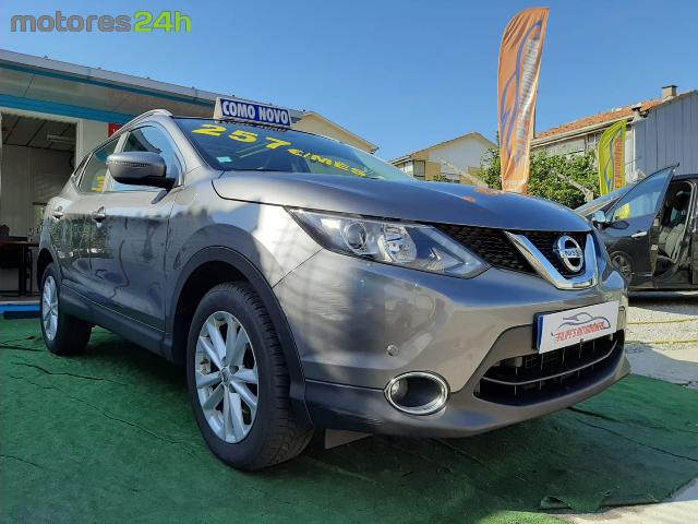 Nissan Qashqai 1.5 dCi Tekna Alcantara