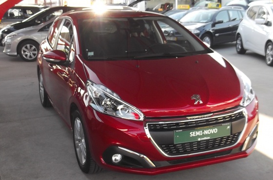 Peugeot  PURE TEC Signature