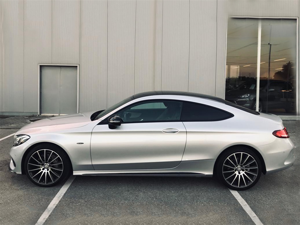  Mercedes-Benz Classe C 220 d Coupé AMG (170cv) (4p)