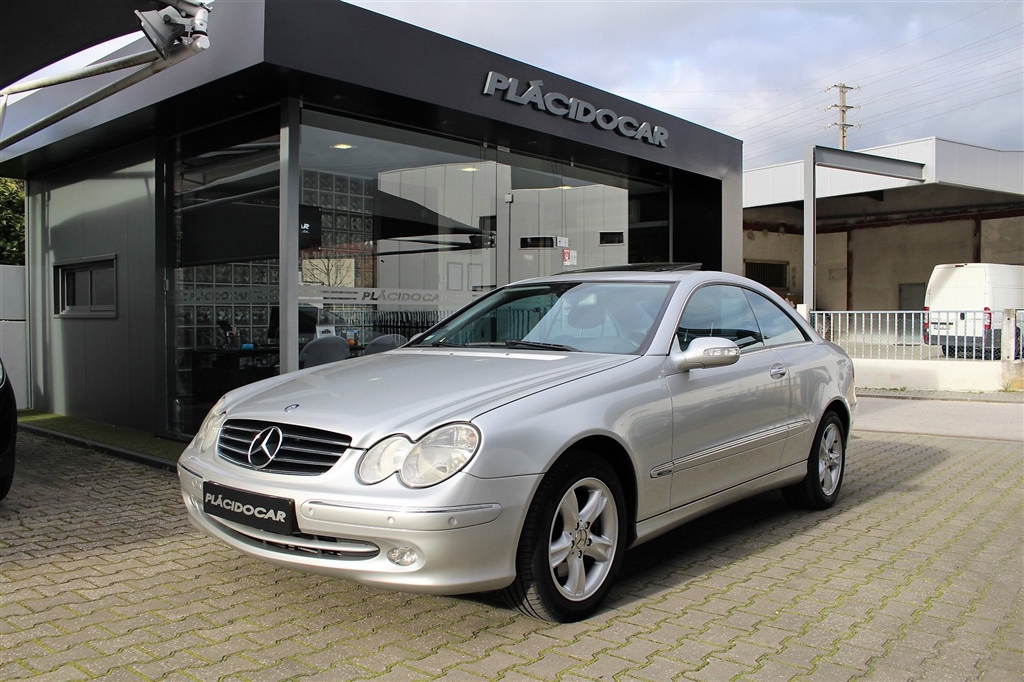  Mercedes-Benz Classe CLK 270 Avantgarde