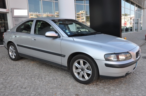 Volvo S D5