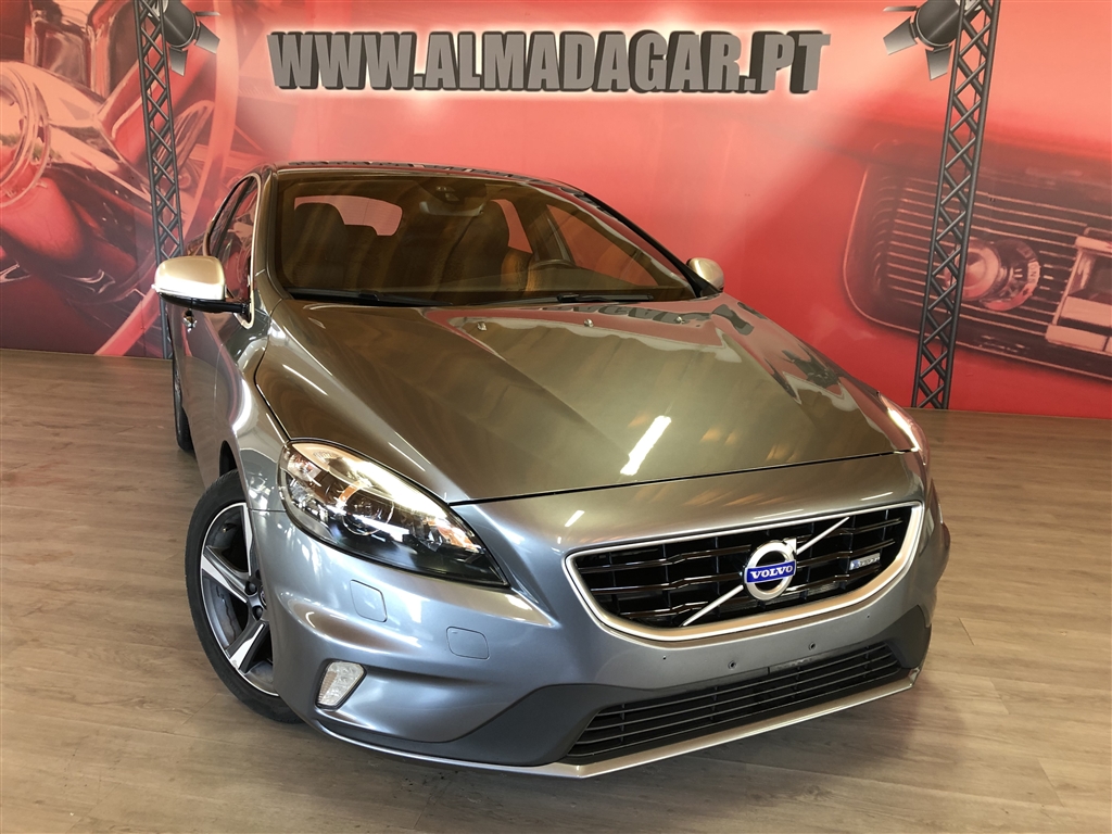  Volvo VD2 R-Design Navi