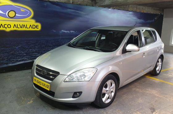 Kia Ceed 1.4 CCVT EX