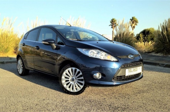 Ford Fiesta 1.25 Tittanium (145 € mês)