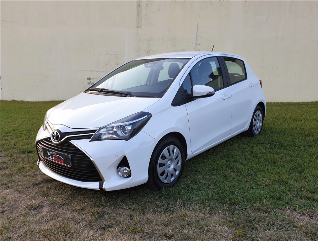  Toyota Yaris 1.4D Confort Pack Style