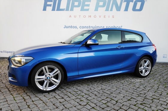 BMW 118 D Pack M - 3 Portas