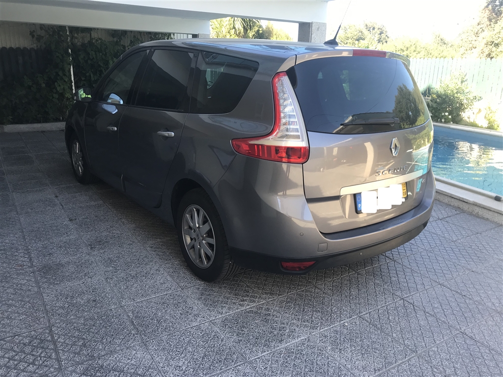  Renault Grand Scénic 1.5 dCi Luxe 7L (110cv) (5p)