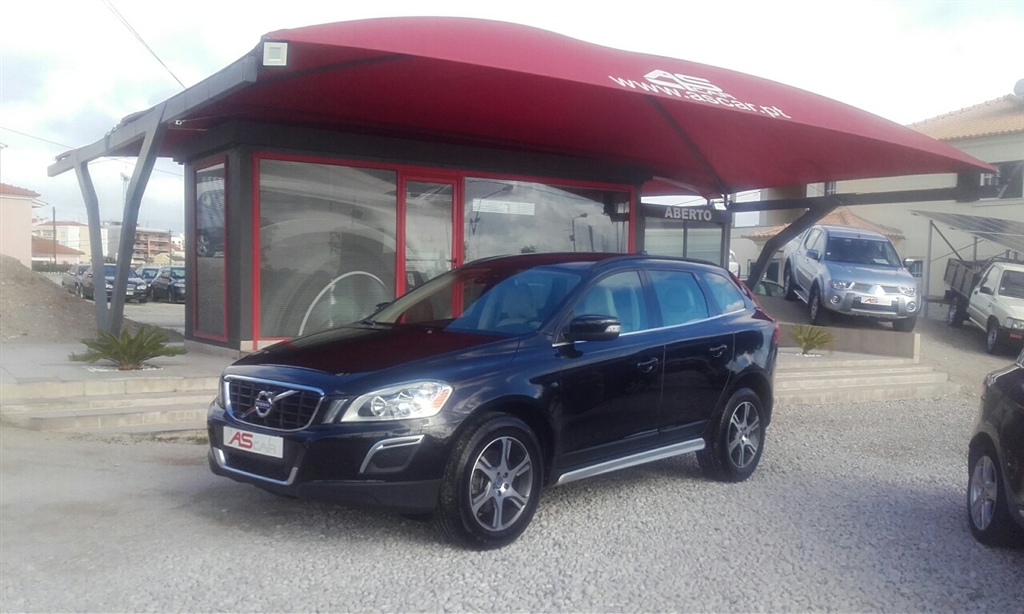  Volvo XC D3 Drive Momentum (163cv) (5p)