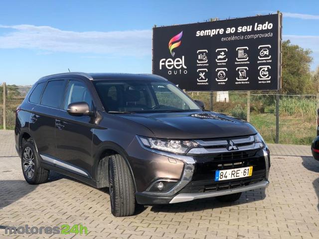 Mitsubishi Outlander 2.2 DI-D Instyle Navy