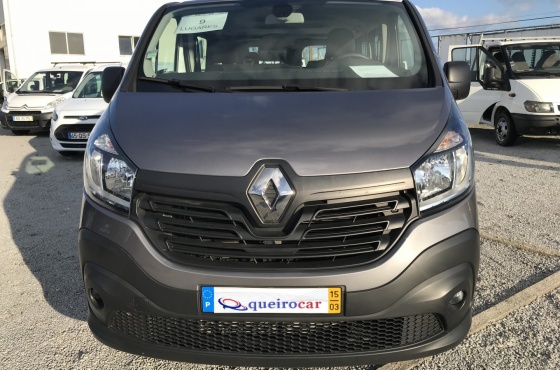 Renault Trafic 9 Lugares