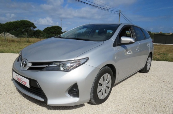 Toyota Auris 1.4 D-4D Active 90 CV