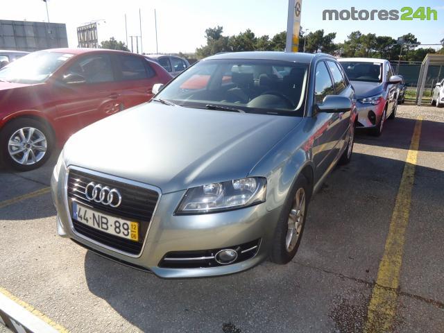 Audi A3 Sportback 1.6 TDi 105cv Attraction