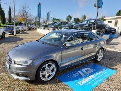 Audi A3 limousine 1.6 TDi Sport S tronic