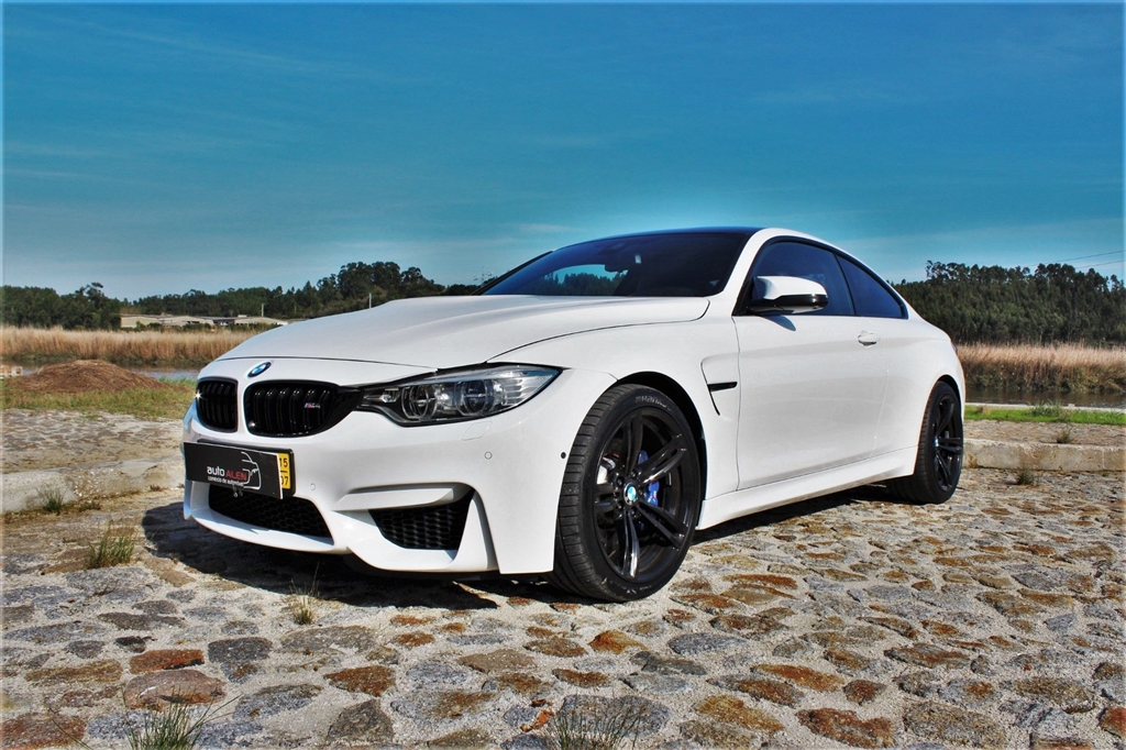  BMW M4 Carbon Edition