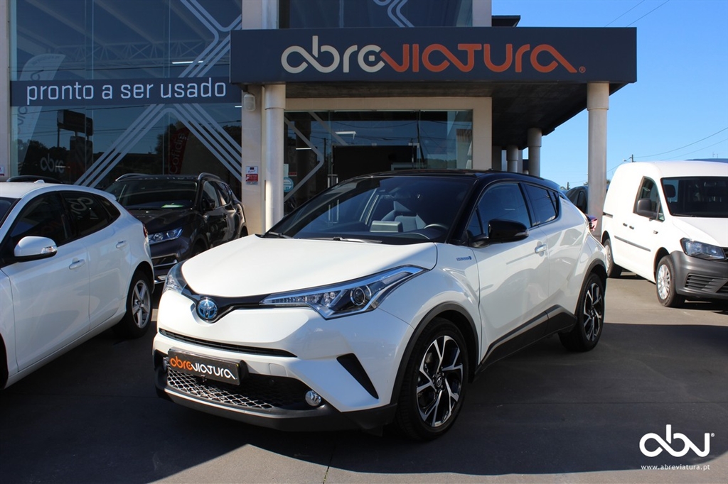  Toyota CHR 1.8 HDS CONFORT + PACK STYLE