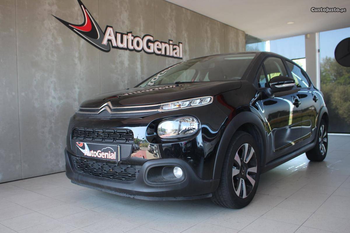 Citroën C3 1.2 PURETECH Abril/18 - à venda - Ligeiros