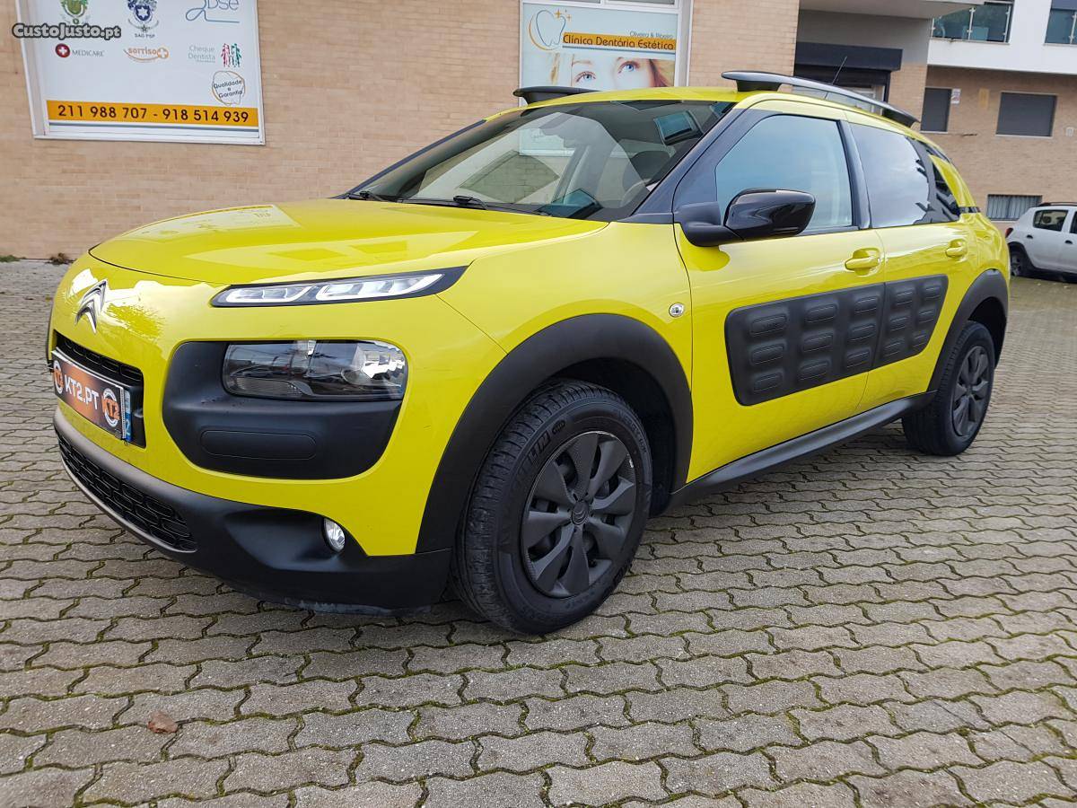 Citroën C4 Cactus 1.6 Shine Outubro/16 - à venda -