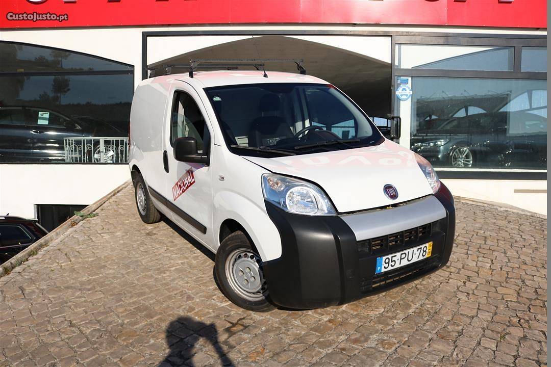 Fiat Fiorino 1.3 M-Jet Maio/15 - à venda - Comerciais /