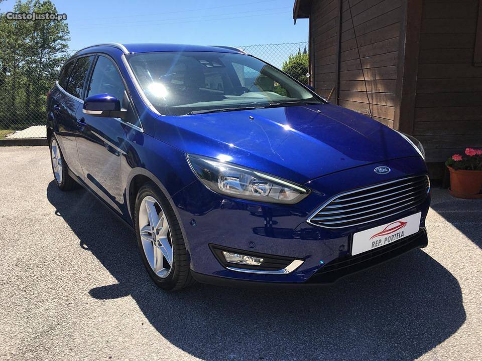 Ford Focus 1.5TDCI Titanium Março/15 - à venda - Ligeiros