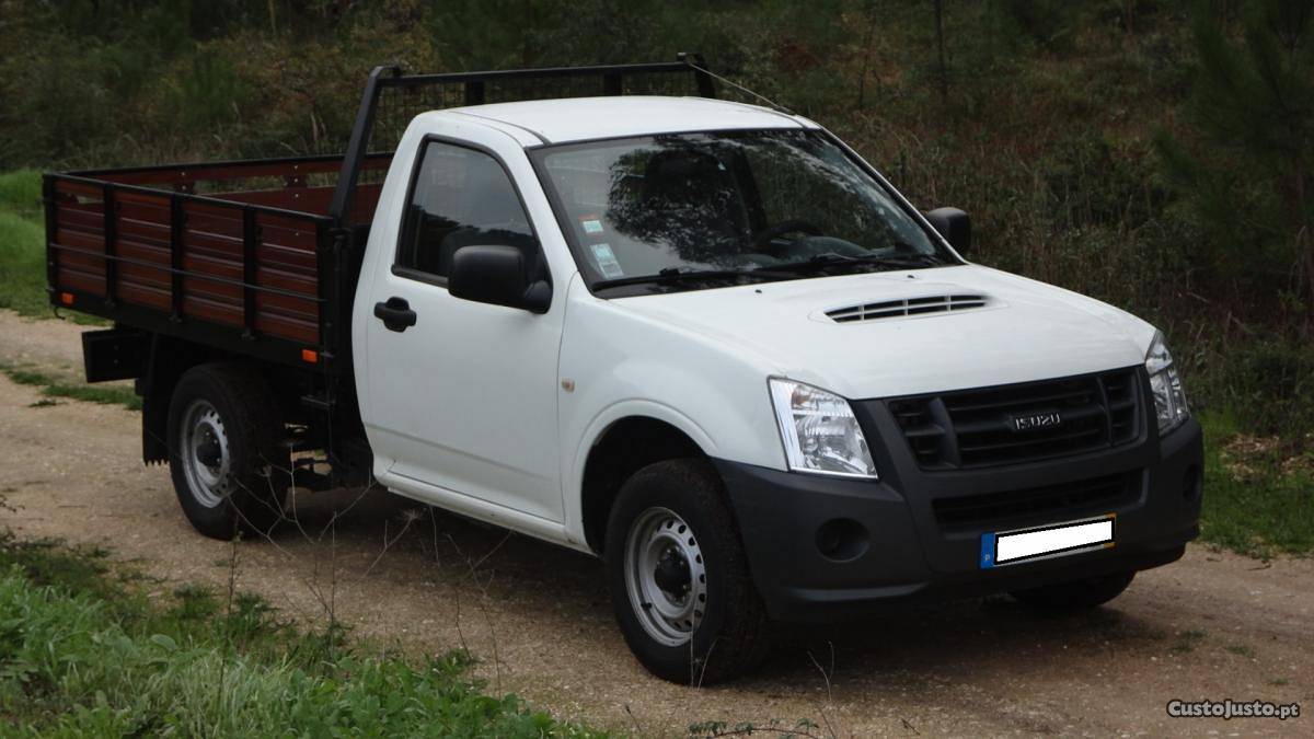 Isuzu D-Max Caixa aberta Setembro/11 - à venda - Pick-up/