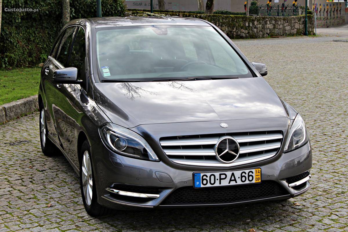 Mercedes-Benz B 200 GPS/XENON/AUT Agosto/14 - à venda -