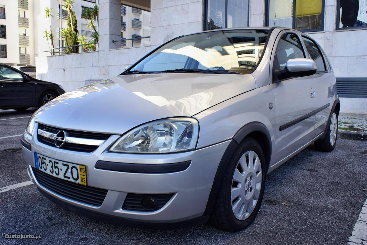 Opel Corsa 1.3 CDTi Enjoy Fevereiro/05 - à venda - Ligeiros