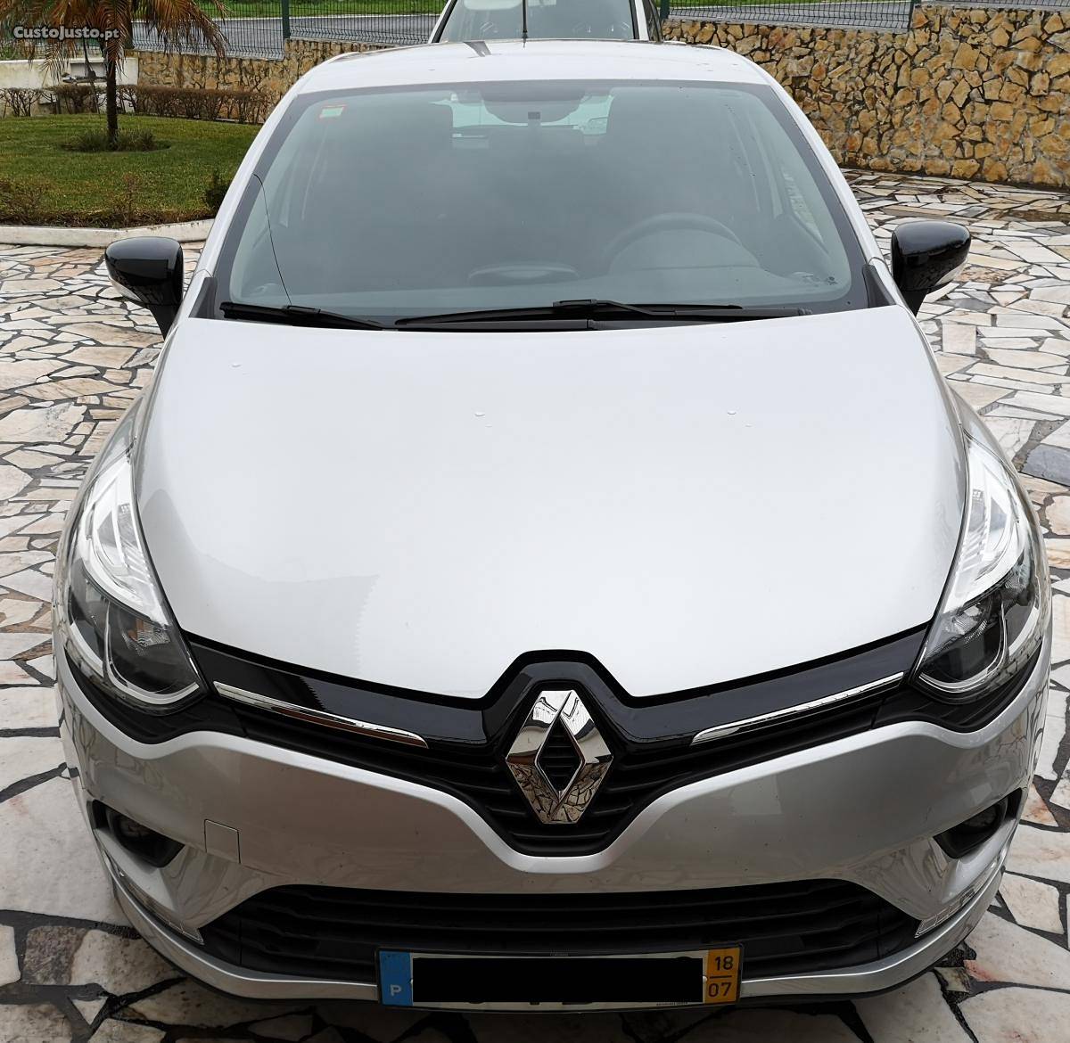 Renault Clio 1.5 dCi Limited Edit Julho/18 - à venda -