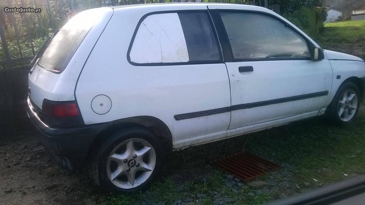 Renault Clio 1.9 D Maio/91 - à venda - Comerciais / Van,