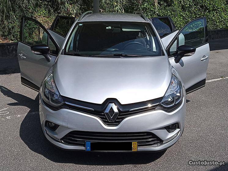 Renault Clio SportTourer Limited Fevereiro/17 - à venda -