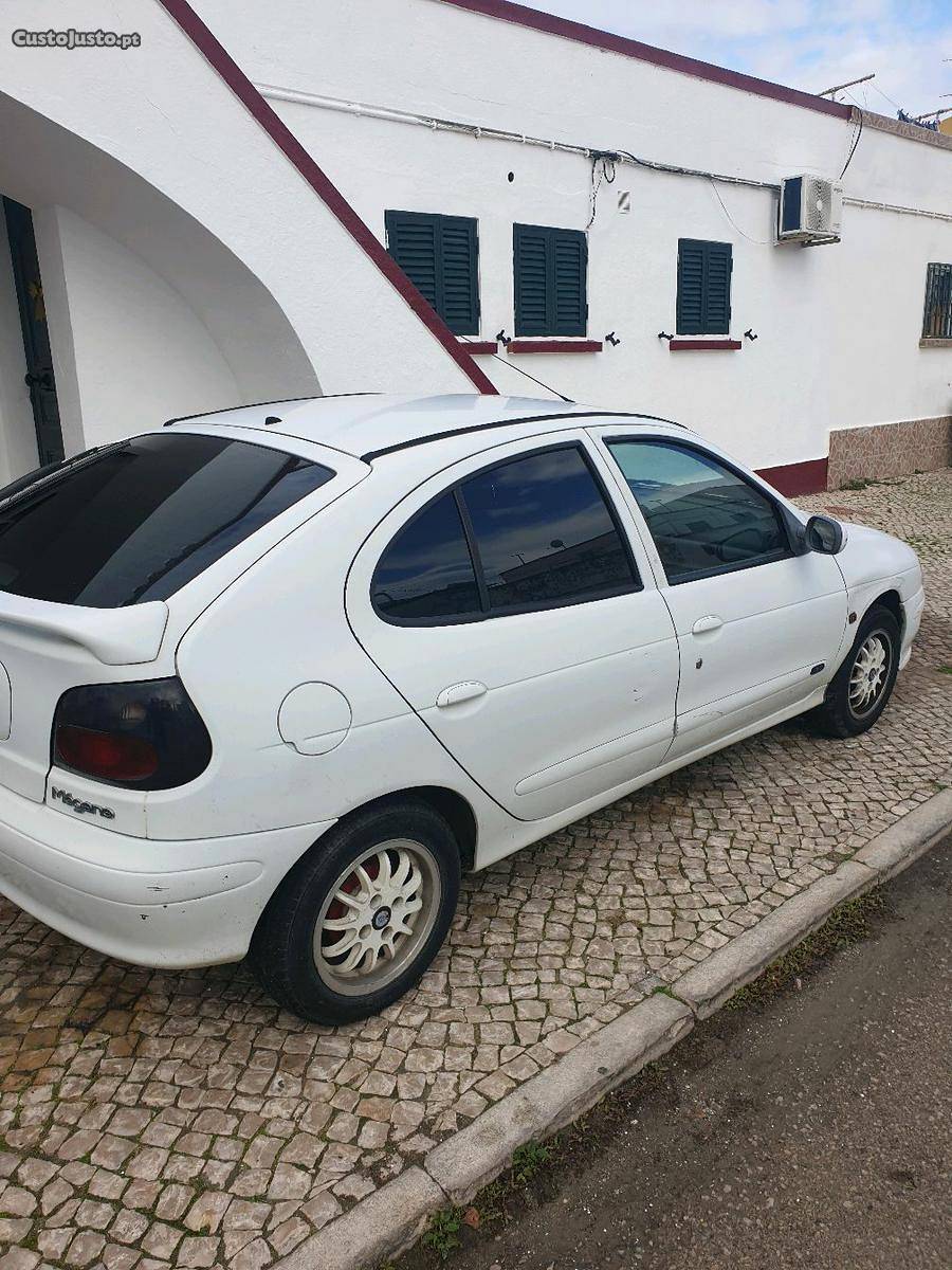 Renault Mégane  diesel Agosto/97 - à venda -